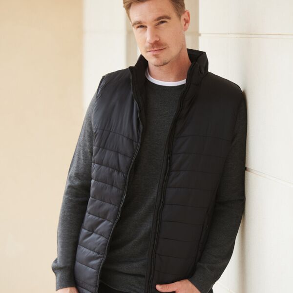 Henbury UNISEX padded gilet. HB875 UNISEX padded gilet. Thumbnail